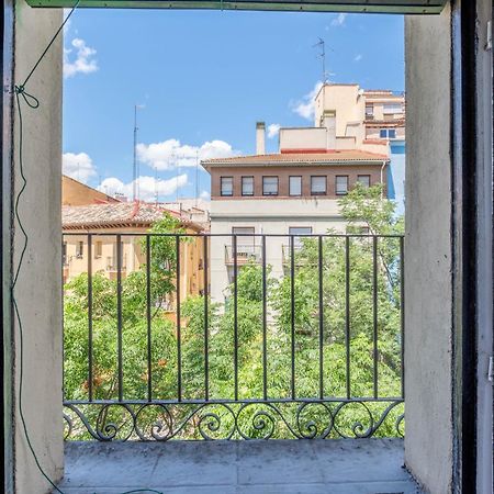 Apartamentos Coso Zaragoza Bagian luar foto