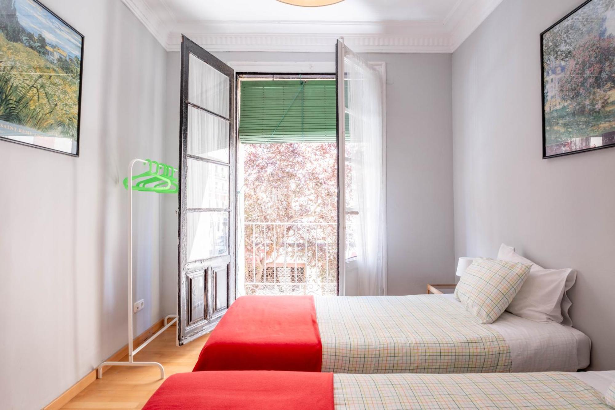 Apartamentos Coso Zaragoza Bagian luar foto