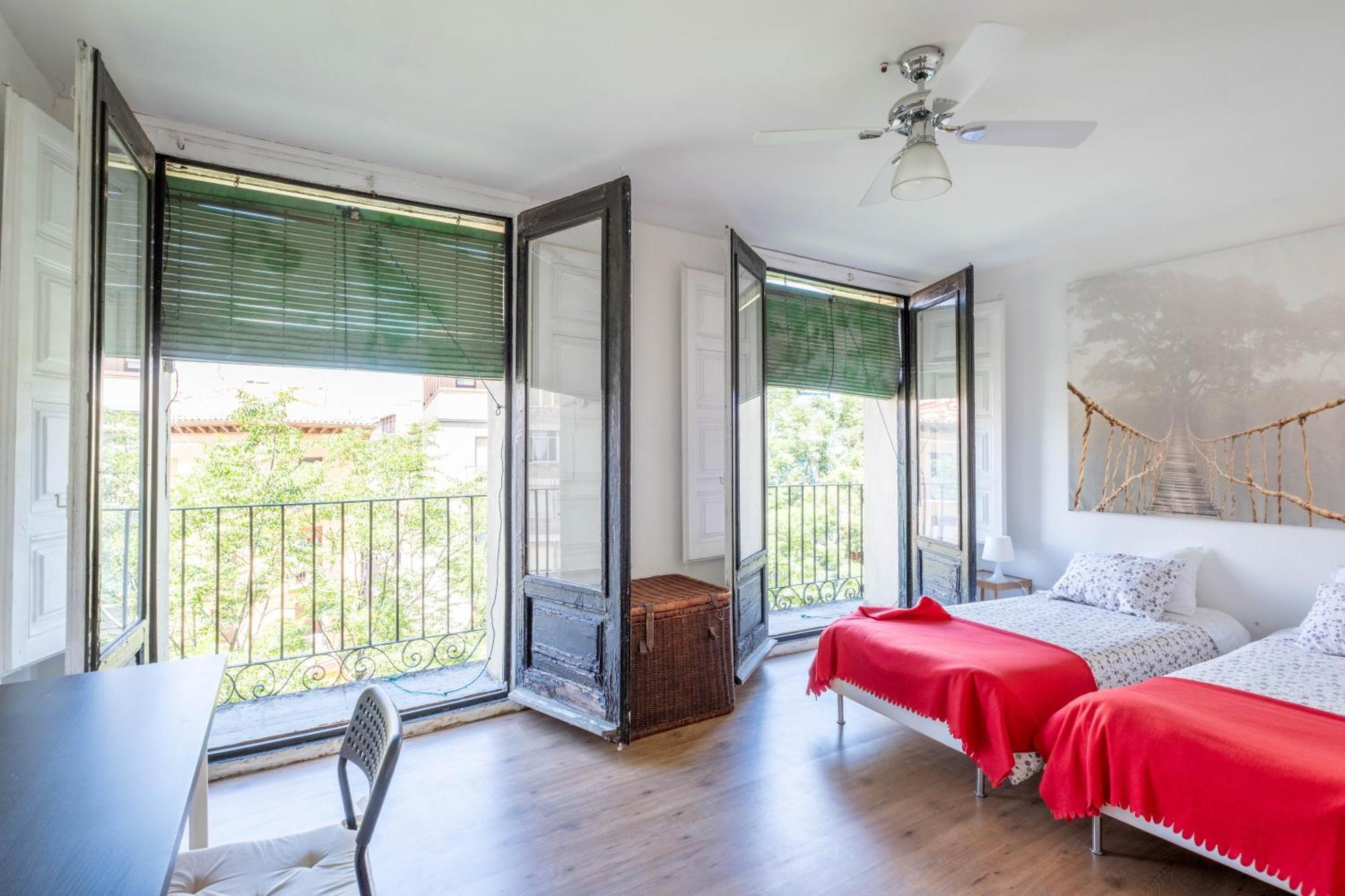 Apartamentos Coso Zaragoza Bagian luar foto